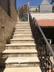  13 شقه فارغه للايجار ضاحيه الرشيد مكونه من 5 غرف نوم - مطبخين- مدخل خاص  سوبر ديلوكس للايجار