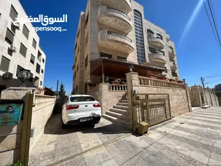 1 شقة للبيع في أجمل مناطق عمان في تلاع العلي الشمالي بإطلالة خلابة و تصميم ولا أروع و بمساحات 180م