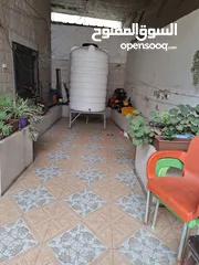  1 شقة للبيع مع حديقه