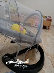  2 كرسي اطفال جديد غير مستعمل مع ناموسية