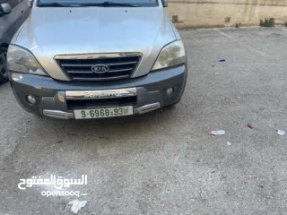  7 جيب سيرسنتو 2009 ، ماشي 173الف كيلو متر مرخص و مأمن و في امكانية للبدل!!!