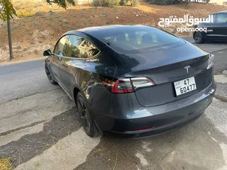  4 TESLA MODEL 3 Standard Plus