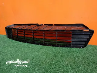  4 شبك /شل سفلي طمبون امامي تويوتا بريوس سي 2012/2014  مستعمل اصلي وارد اليابان بحالة ممتازه  Toyota