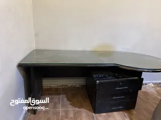 4 مكتب +كاونتر