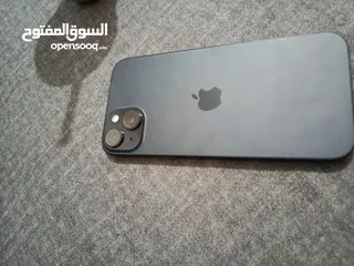  4 ايفون 15 بلس بسعر ممتاز بطاريه 100٪  وكاله مش مغير في اشي