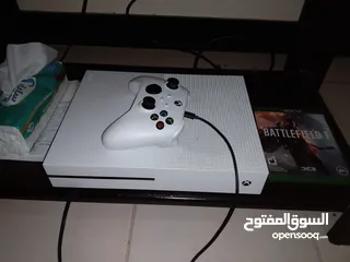  2 مستعمل شبة جديد Xbox One