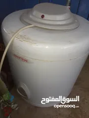  2 قيزر صناعه مصريه مستعمل للبيع بحال الوكالة السعر النهائي غير قابل للتفاوض