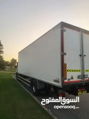  22 10-Ton Volvo Truck . 10 طن صندوق Modified from Refrigerated (Reefer) to Standard Box Truck