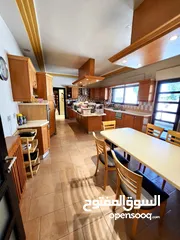  42 فيلا مفروشة للإيجار  ( Property 39606 ) سنوي فقط