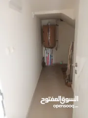  21 شقه اخير مع روف للبيع في عبدون - ref:14681