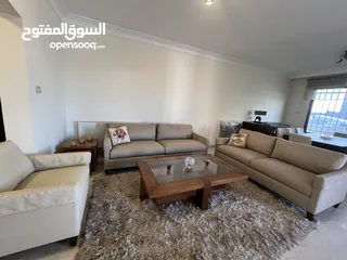  10 شقة ارضية مستقلة للبيع في عبدون خلف السفارة السعودية