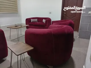  4 طقم كنب موديل امريكي فاخرااا تفصيل استعمال عرسان للبيع بسعر مغري