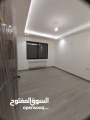  8 مطله  خلدا 240م وتراسات 200م
