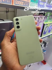  12 مستعمل اخو الجديد Samsung S21 FE 5g رام 16 جيجا 256 أغراضة والكرتونه الأصلية متوفر توصيل