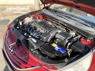  2 ‎هونداي سوناتا بنزين موديل2012 ماشيه 117000 كلم لون احمر للبيع