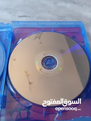  5 سيدي ريد ديد نظيف يحتوي على قرصين
