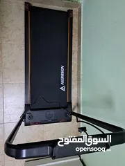  1 جهاز مشي جديد مستخدم يوم واحد فقط