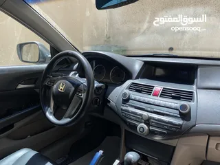  8 Honda Accord 2008