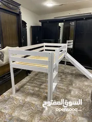  2 سرير اطفال كراسي طعام وارد المانيا  للجادين التواصل ع الرقم