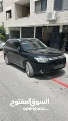  3 ميتسوبيشي اوتلاندر للبيع في نابلس