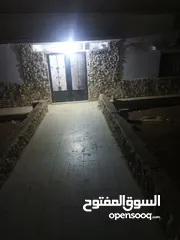  7 منزل مستقل بالزرقاء السخنه حي الصالحيه بجانب مسجد الصالحيه القديم