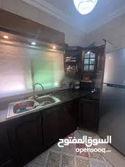  5 مطبخ  مستعمل لون بلوط بحاله جيده جدا للبيع