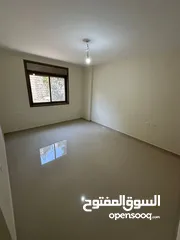  1 ثلاث غرف نوم غير مفروشة للايجار