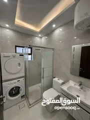  4 شقة فاخرة غرفة وصالة قرب صويفية ڤيلج  250 دينار اسبوعي و750 شهري
