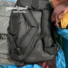  4 حقائب مدرسية   ( شنط)