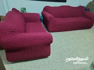  8 طقم كنب ومتفرقات للبيع  طقم كنب  طاولة 2 وممر ومعاه قطعتين  طقم كنب 7 مقاعد مع كفره بحالة جيدة