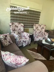  1 طقم كنب فاخر + طاولة سفرة