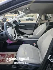  13 كيا ev6 كهرباء 2023   وارد اميركي ممشى قليل     جميع الاضافات اعلى صنف عدا الفتحة  موديل 2023