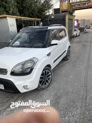  5 جيب ميني كيا سول ابيضّ ديزل اوتماتيكي 93 شيكل