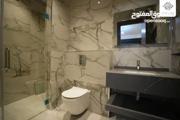  19 شقة فخمة للبيع طابق ثالث مع رووف دوبلكس في ارقى مناطق شفا بدران مساحة 228 متر داخلي
