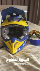  3 Dirt bike helmet