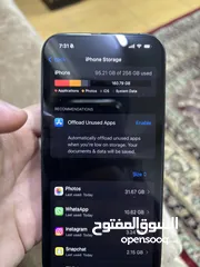  4 Iphone 15 pro ,256 gb ,مع ضمان applecare+