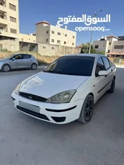  1 فورد فوكس 2000
