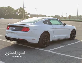 4 2019 Ford Mustang GT