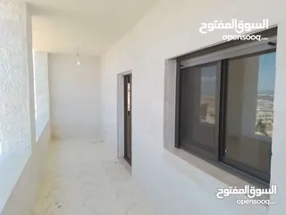  1 شقة طابقية للبيع في ابو نصير