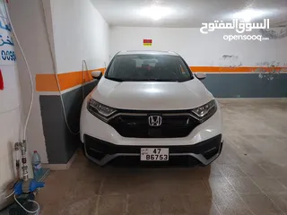  3 بدل او بيع هوندا CR-V هايبرد 2022 فل مع الفتحة ودفع رباعي