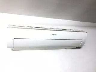  1 مكيف نوع سامسونج 2 طن بحاله جيدة جدا. شغال حامي وبارد. فيك تجربو قبل ما تاخذو