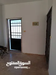  16 روف و شقة للبيع