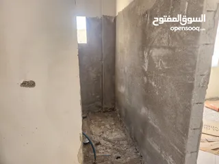  7 شقق عظم وجاهز شارع فرعون - خلف مدارس المناهل
