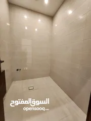  6 شقة طابقية فاخرة للبيع في عبدون  ref : 14389