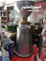  4 ماكينة طحن قهوة للبيع مستعمل بحالة جيدة