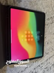  2 I pad pro 6th generation