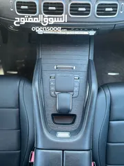  16 Mercedes-AMG GLE450 2021