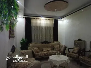  5 راقي جدا بحاله ممتازه