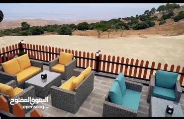  1 اطقم راتان خارجي   طاوله وكراسي وكنب وطاوله للبيع بسعر مغري يوجد 30 طاوله مع كراسي  وستة اطقم كنب