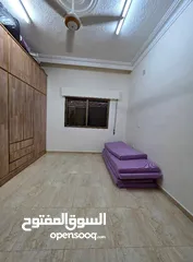  12 للبيع شقه طابق ثالث موقع مميز تصلح للسكن او للاستثمار